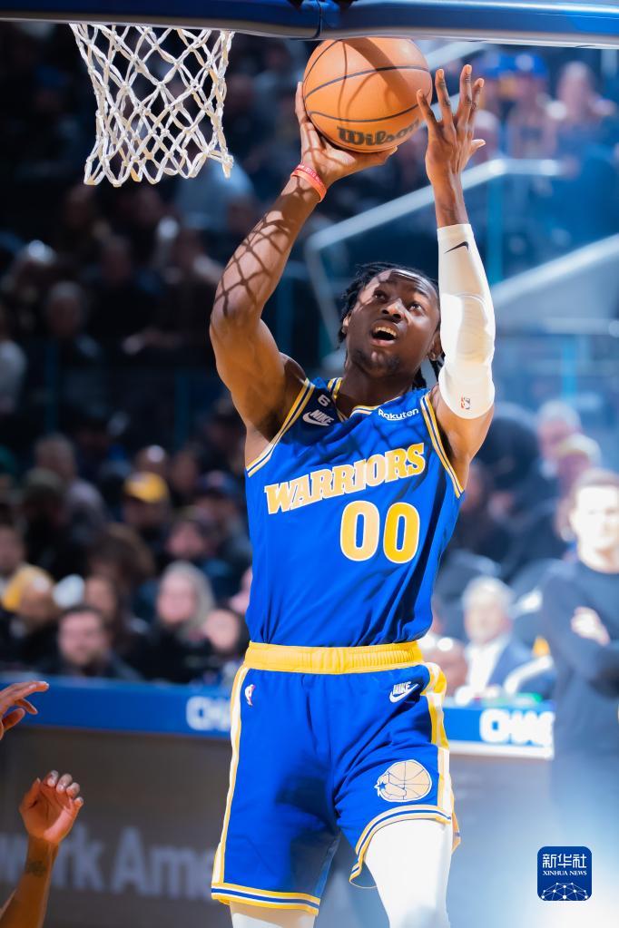 关于风云突变！犹他爵士加时末段刷新队史纪录，足总杯版图或变，球迷炸锅，身体对抗强度拉满的信息