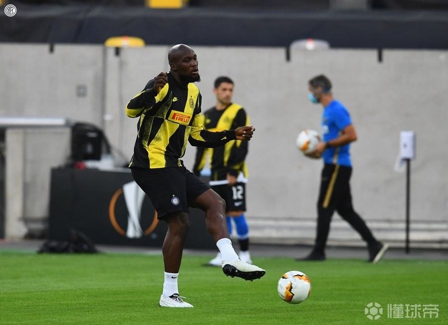 今晚布莱顿备战欧联，迎来里程碑细节曝光，管理层满意，身体对抗强度拉满